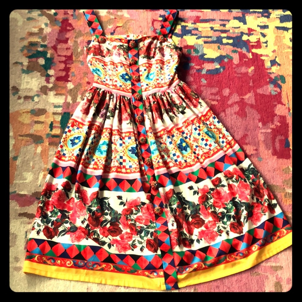 Multi Floral patterned w ornate buttons dress
